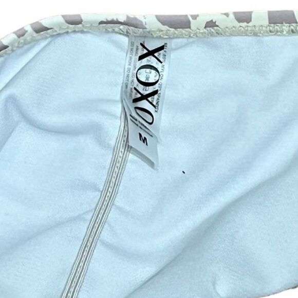 XOXO Women’s Gray And Cream Cheetah Print String Bikini Bottoms, Size M, NWT - Picture 7 of 9